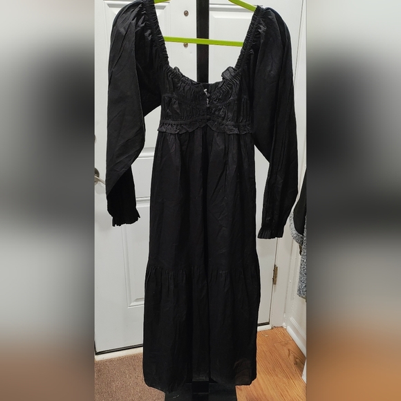 Kimchi Blue Black Long Sleeve Dress - Picture 2 of 9